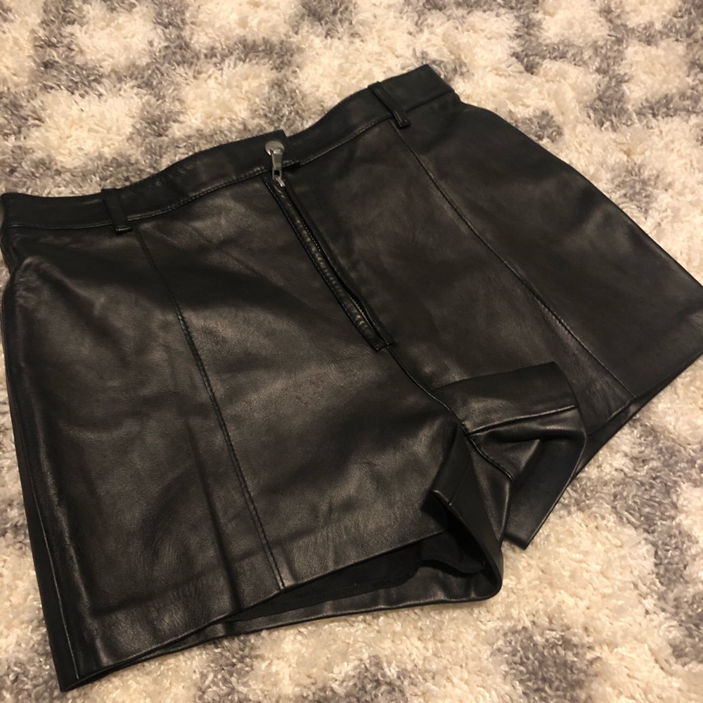 Authentic lamb leather shorts